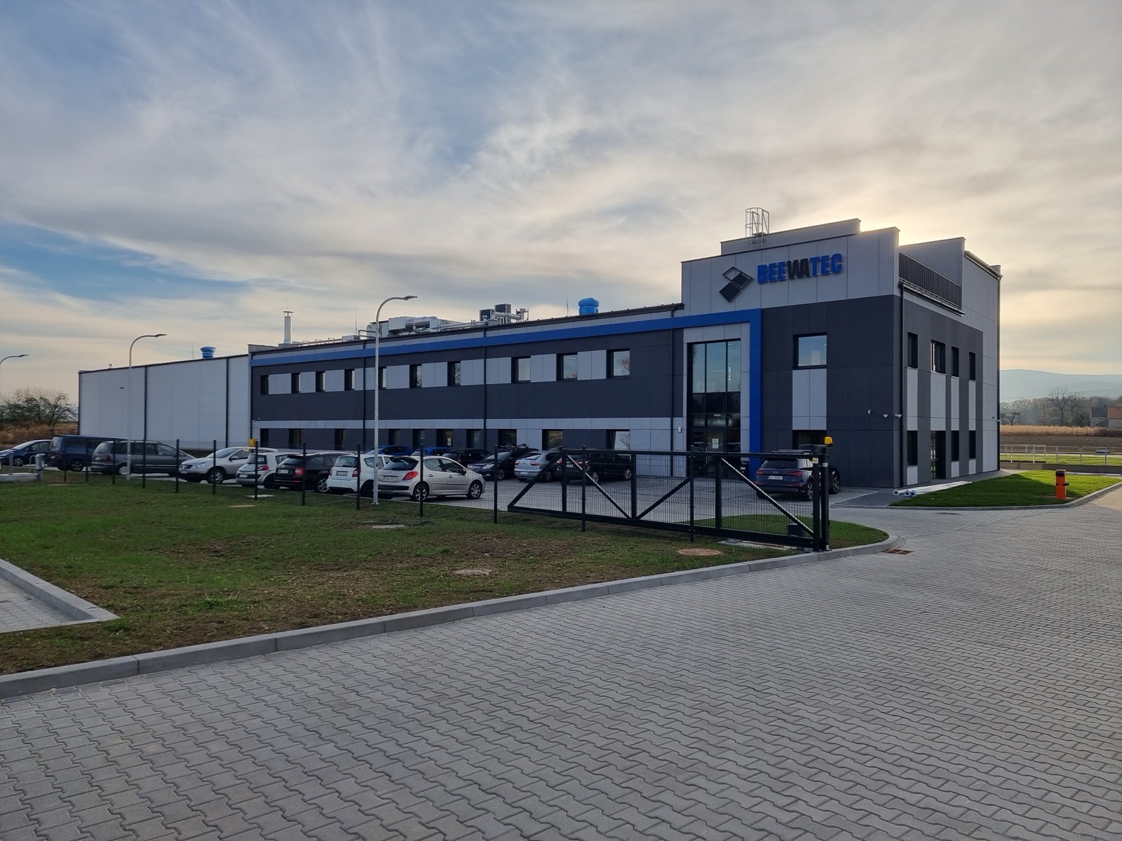 Hala produkcyjno-magazynowa Beewatec