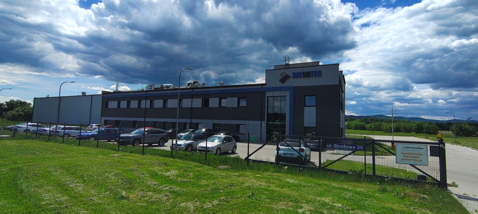 Hala produkcyjno-magazynowa Beewatec